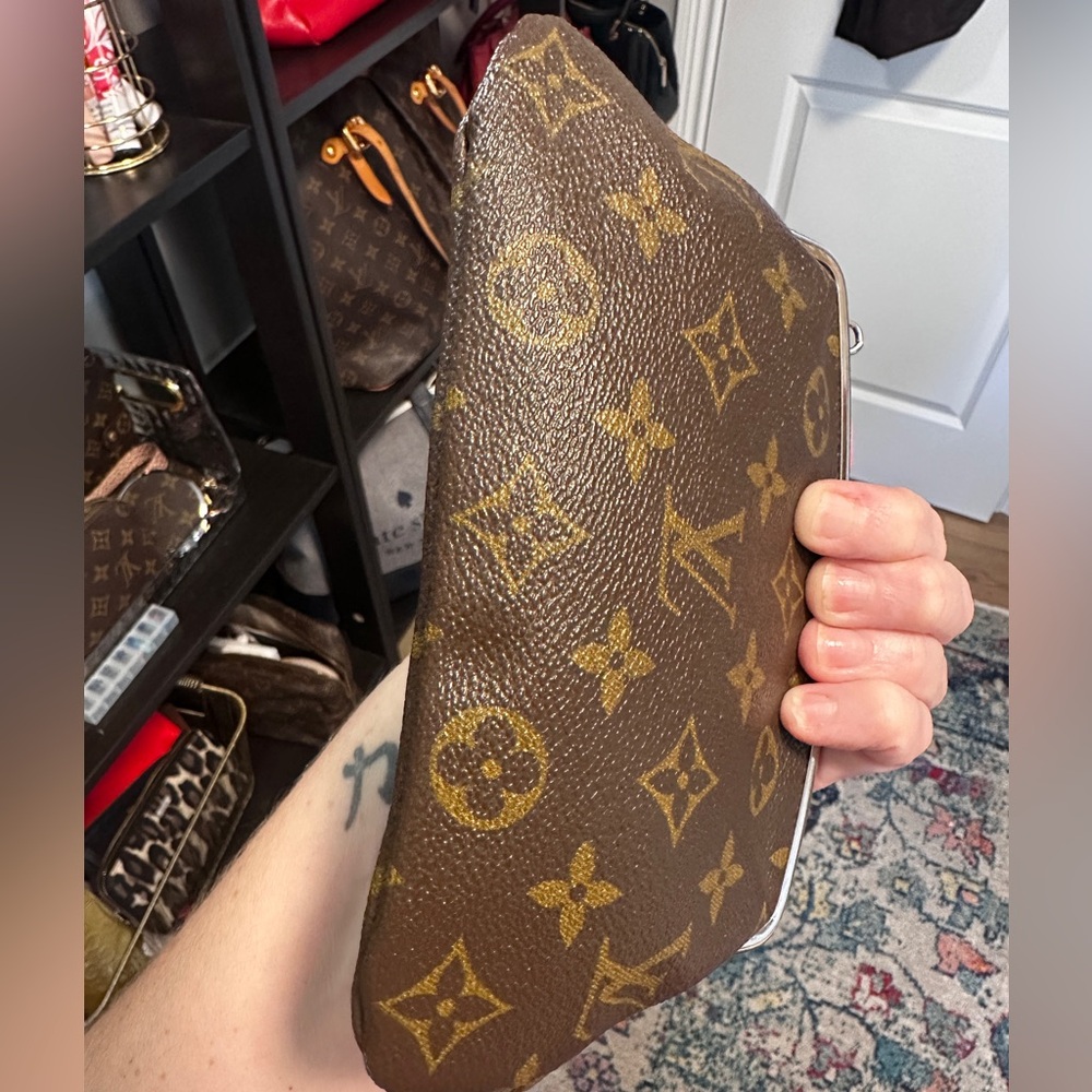 Louis Vuitton Brown and Gold Wristlet - Picture 10 of 15